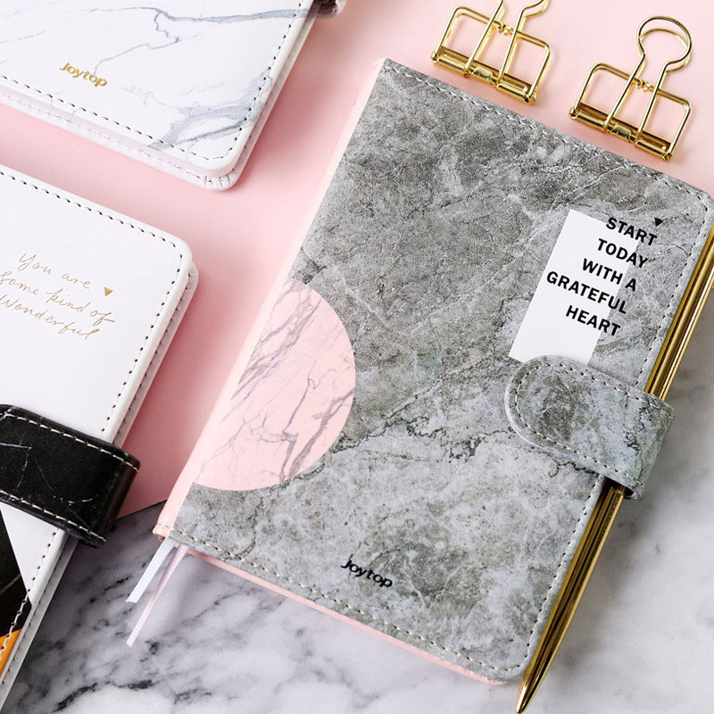 Tại sao sổ tay bằng giấy đá lại chiếm lĩnh bàn làm việc vào năm 2024? Tại sao sổ tay bằng giấy đá lại chiếm lĩnh bàn làm việc vào năm 2024?